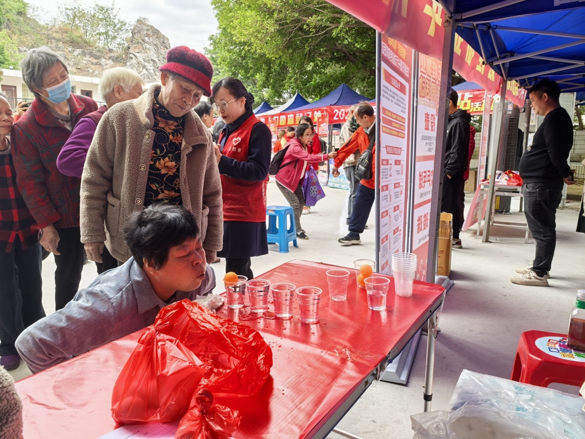 免费服务进万家，志愿者解决居民急难愁盼，幸福感爆棚  第5张