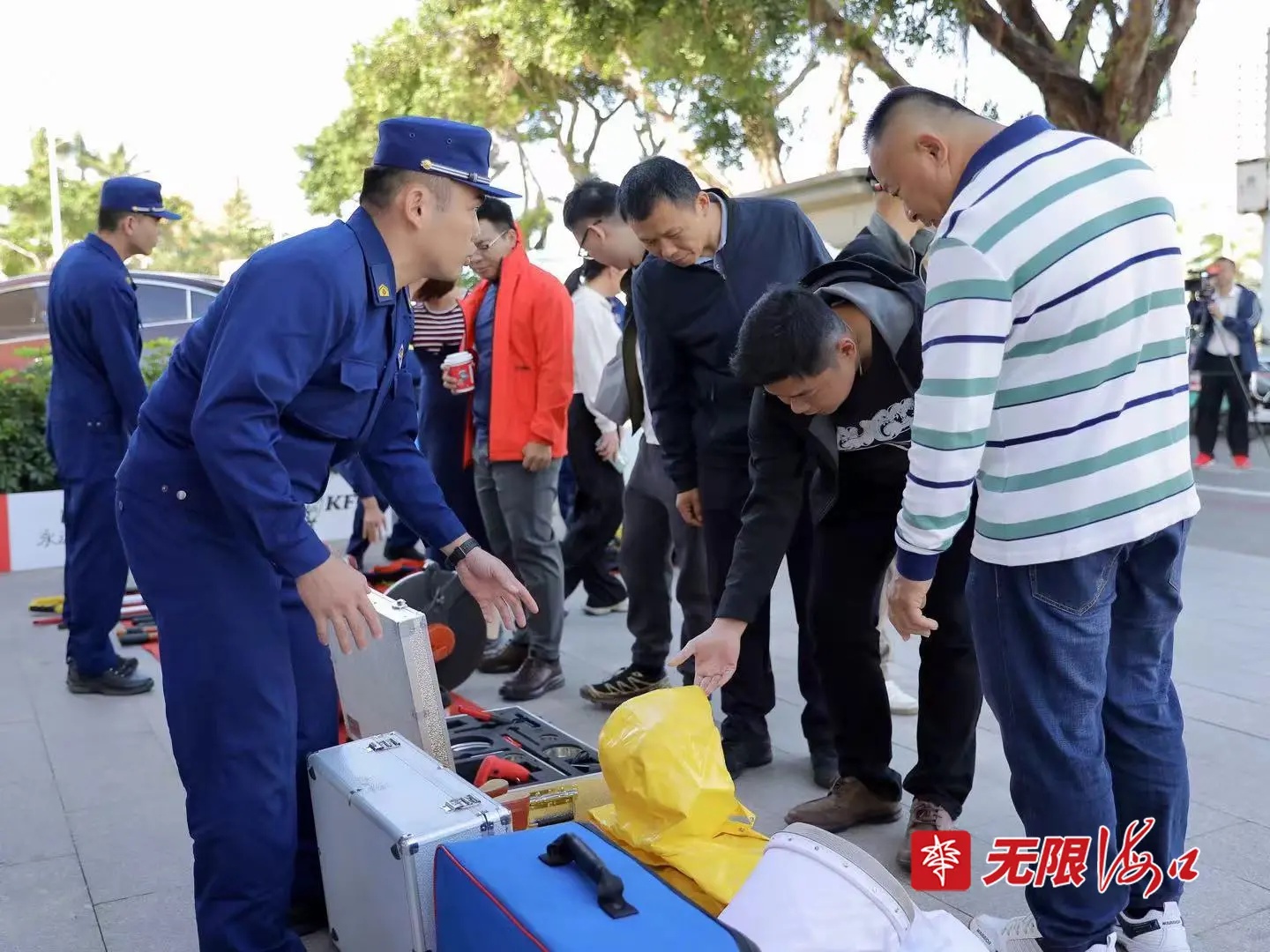 11月28日海口骑楼肯德基变身消防主题餐厅，南洋风情与安全教育完美融合  第5张