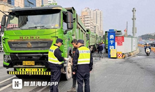 福州鼓楼区严打建筑垃圾乱象：68起案件立案，32.6万元罚款背后的整治决心  第1张