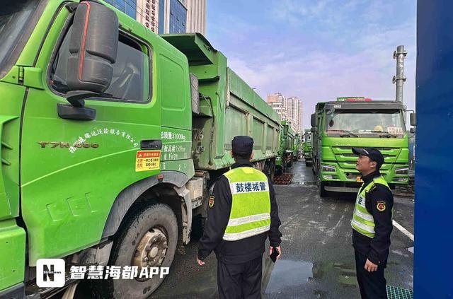 福州鼓楼区严打建筑垃圾乱象：68起案件立案，32.6万元罚款背后的整治决心  第2张
