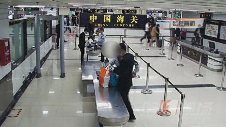 惊险！罗湖海关查获罕见人体藏毒案，男子竟用气球藏匿冰毒，毒瘾发作险象环生