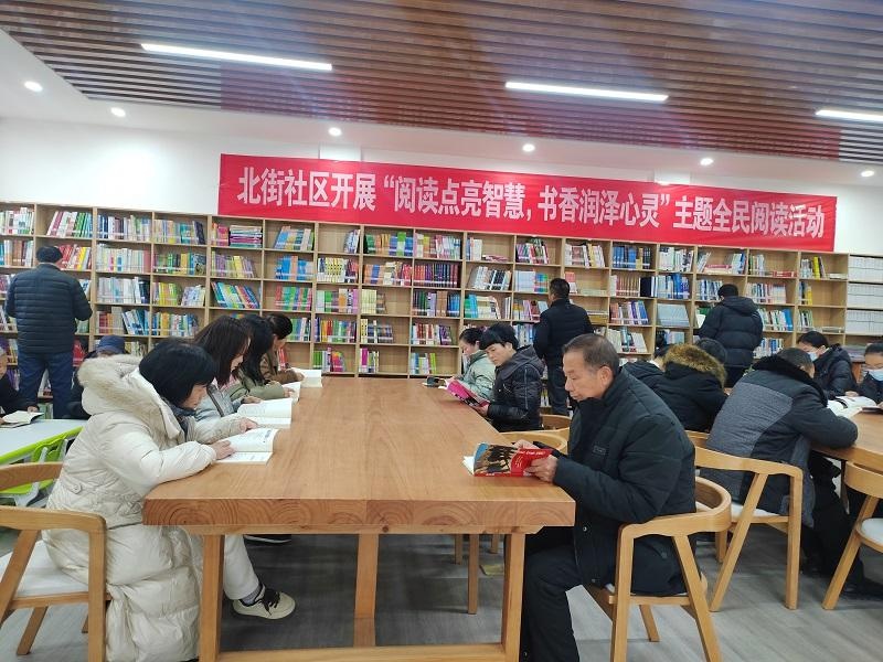 洋县洋州街道图书分馆盛大开业，全民阅读新风尚引领文化繁荣  第3张