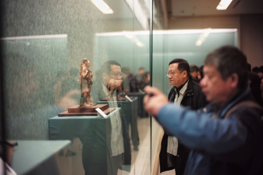 泥人张世家第六代传人张宇雕塑作品展：79件珍品见证190年非遗传承与创新  第2张