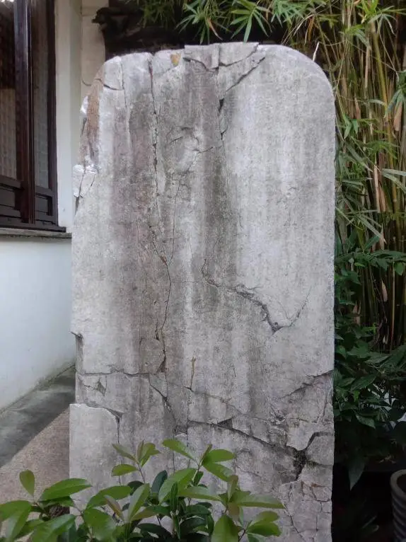 上海城隍庙600年历史揭秘：万历年间重建背后的故事与影响