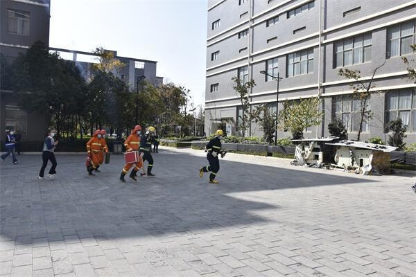 云南省国税印刷厂强化安全培训，2024年下半年综合演练确保企业稳定发展  第2张
