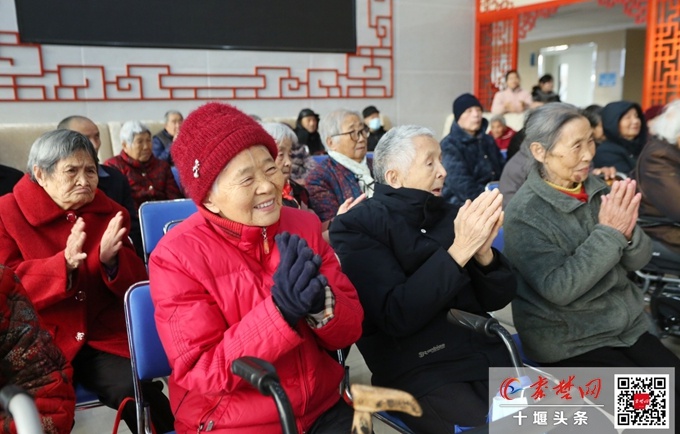 十堰片仔癀国药堂暖心行动：元旦前夕为慈济老年护理院送去万元物资与温暖关怀  第3张