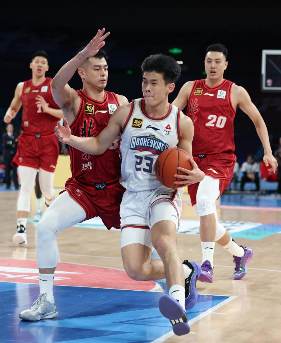 2024-2025赛季CBA常规赛第23轮:北京北汽队与南京头排苏酒队的激烈对决,谁将笑到最后? 第9张 2024-2025赛季CBA常规赛第23轮:北京北汽队与南京头排苏酒队的激烈对决,谁将笑到最后? 第9张