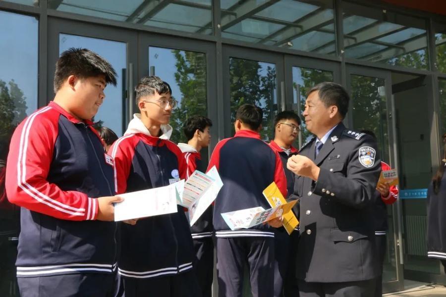 邹平市公安局开展禁毒宣传活动，远离毒品，守护美好生活  第3张