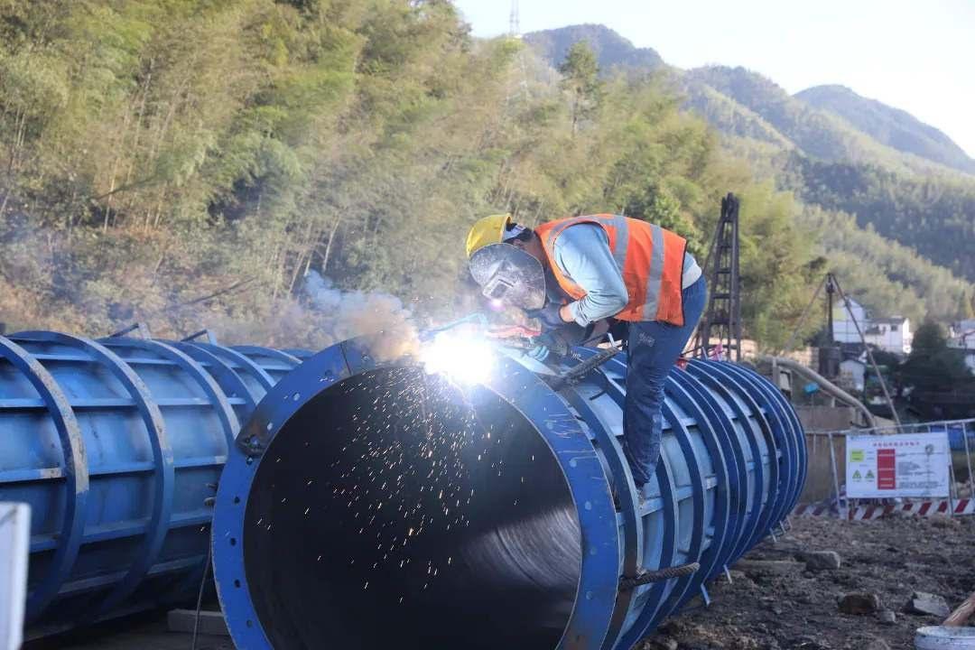 从农村四级公路到二级公路，这条路将改变什么？  第5张
