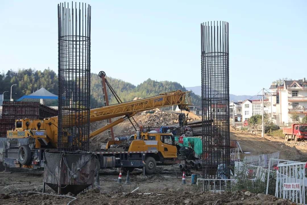 从农村四级公路到二级公路，这条路将改变什么？  第6张