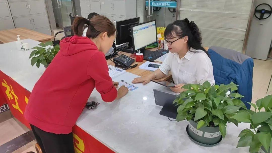 从繁琐耗时到一次办成，额尔古纳市社保服务让企业直呼太贴心  第3张