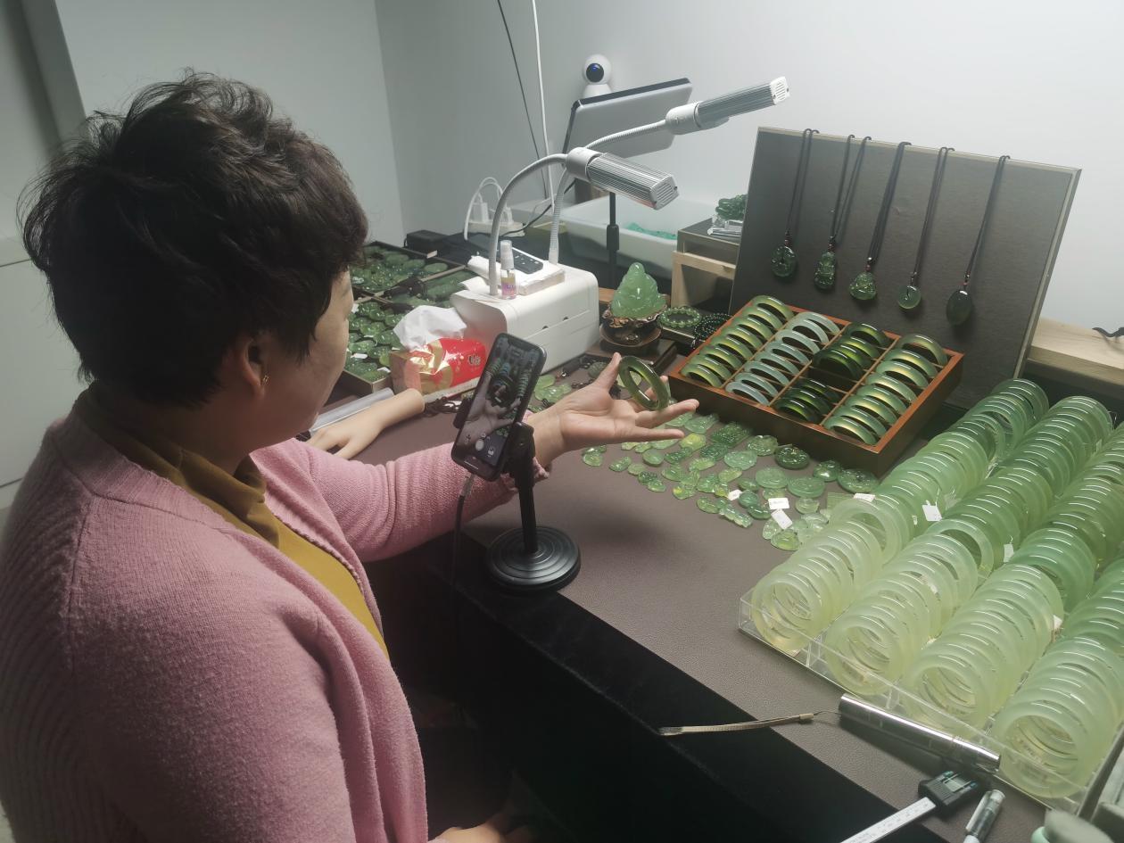 走进辽宁鞍山岫岩，感受万年瑰宝岫岩玉的独特魅力  第4张
