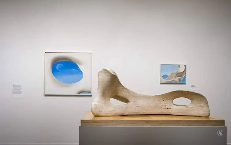 美国现代主义之母与雕塑大师跨时空对话，90 件作品带你探索自然主义  第3张