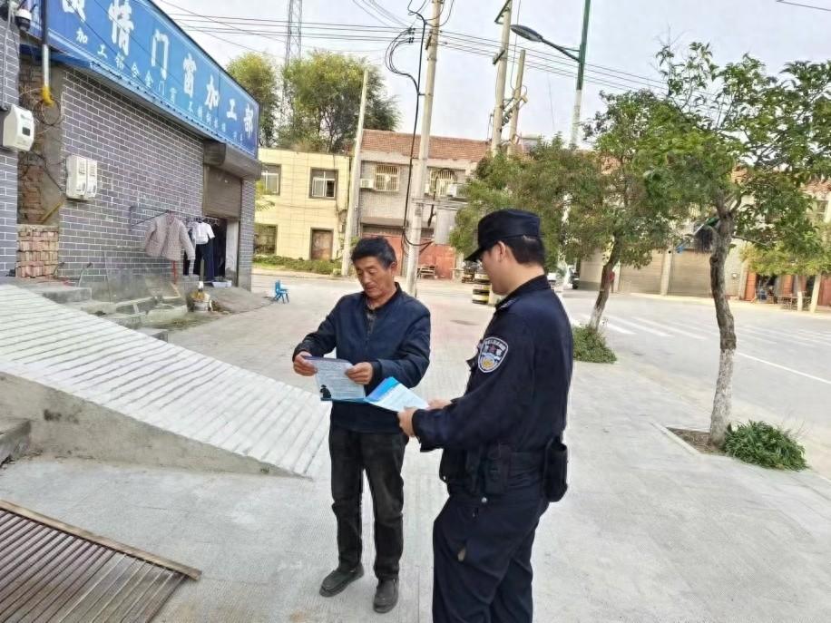 兰考县公安局谷营派出所开展打击整治网络谣言宣传活动，提升群众防范能力  第1张