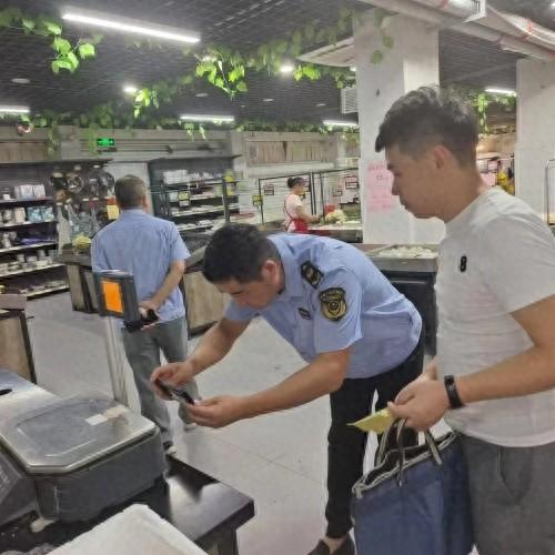 鹰潭市余江区市场监管局雷霆出击，严查鬼秤现象，保障居民切身利益  第1张
