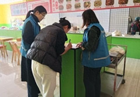10 月 28 日，济宁市任城区南张街道悦心社区开展食品安全督导活动，你知道吗？  第1张