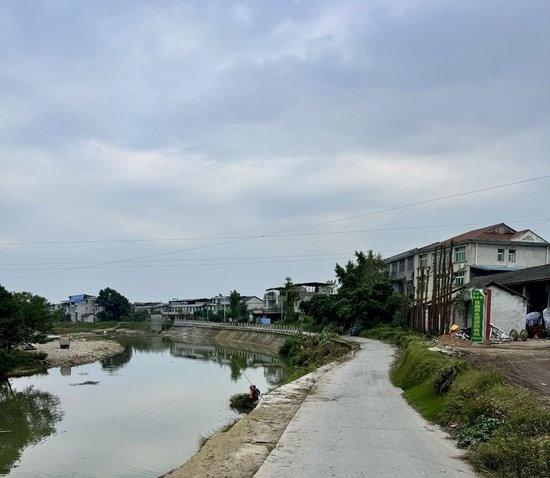 绵阳秀水河河堤维修加固 16 年仍未完工，居民苦等无果  第3张