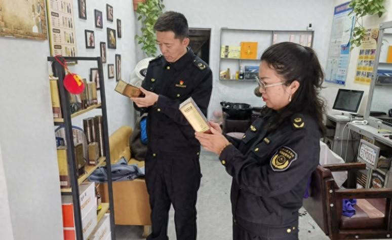 注意！甘肃省张掖市甘州区北街市场监管所开展染发烫发类化妆品专项检查工作  第1张
