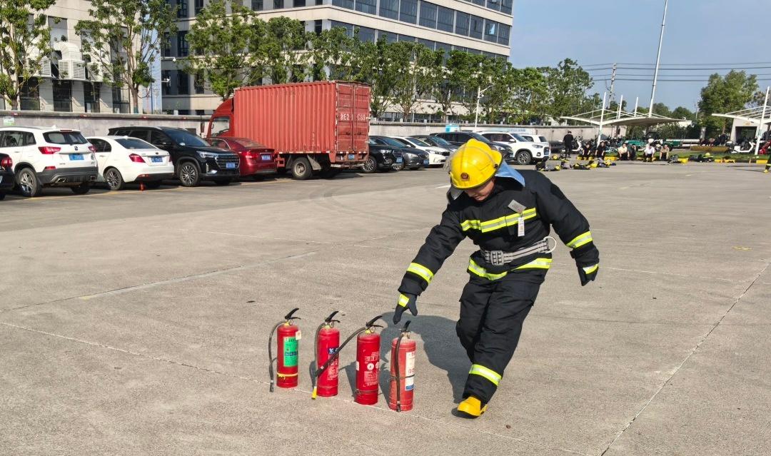 双十一临近，吴兴区织里镇开展安全生产大排查，筑牢安全防护墙  第5张