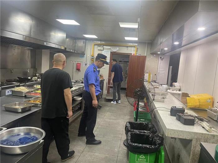 油烟乱排危害大！三墩镇综合行政执法队打出城市控油组合拳  第2张