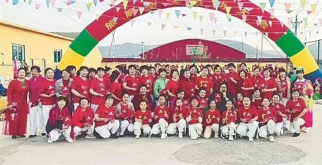 身高不足 1.2 米，专业成绩第 2 名！袖珍女孩邹贝贝成功保研北交大  第4张