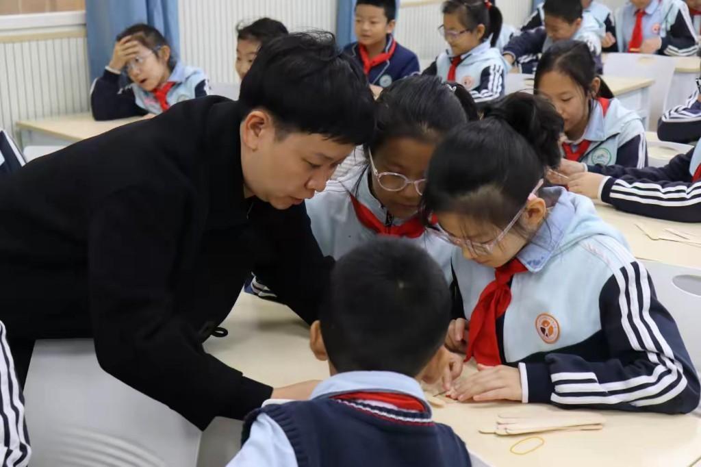 走进向荣巷小学，探索超级工程之桥梁结构——倍力桥科普活动  第2张