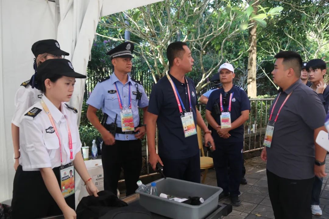 独家揭秘：毽球赛场背后的安保硬仗，细节决定成败  第2张