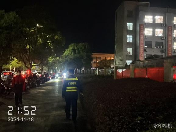 广德市城管夜巡大作战：21时至凌晨3时，人巡技防双管齐下，守护城市夜色安宁  第2张