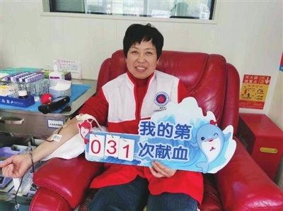 寒潮来袭，热血暖冬：岛城献血英雄们的无私奉献与健康奇迹
