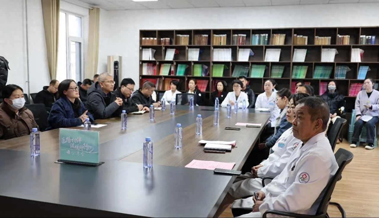 医路相伴·温暖同行：第四期分享会揭秘医师背后的感人故事与技术创新  第1张