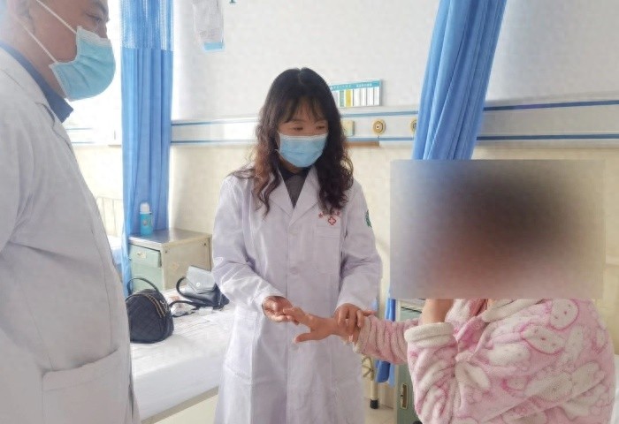 从县级医院到市一院：红斑狼疮患者的希望之门，对口帮扶打开康复新篇章