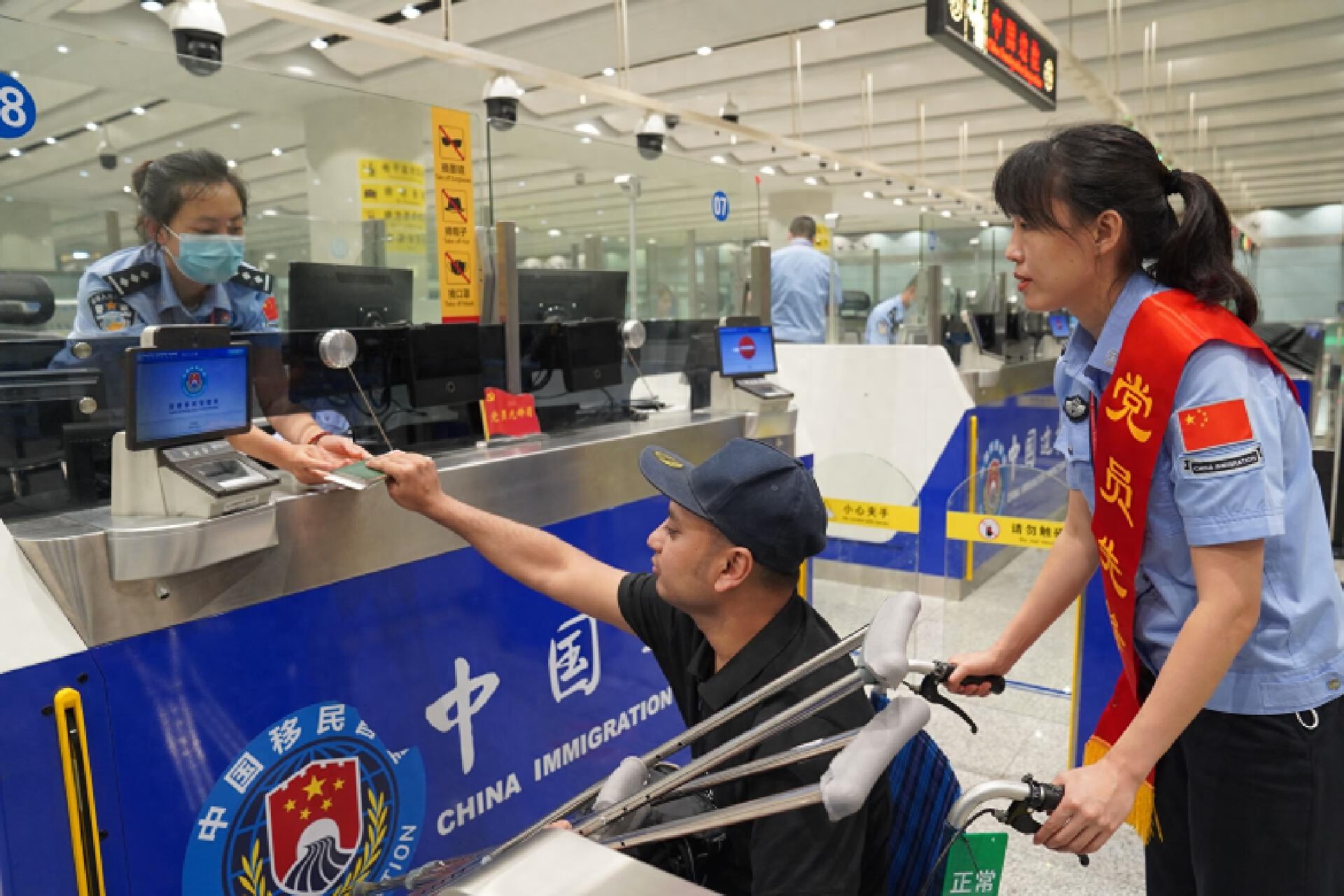 亲历者讲述：免签政策让中国之旅如丝般顺滑，2024年起更多国家受益  第1张