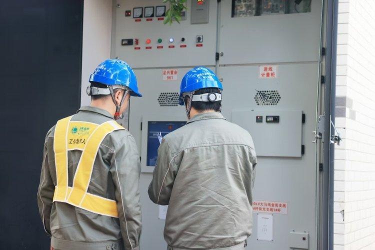 大足区实现乡镇电动汽车充电全覆盖！800千伏安变压器助力超级充电站投运  第2张