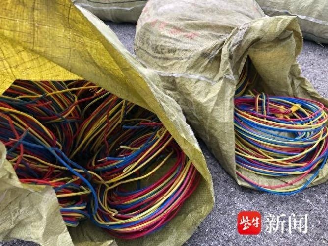 毛坯房惊现电线大盗，500斤铜芯电线背后隐藏的秘密  第1张