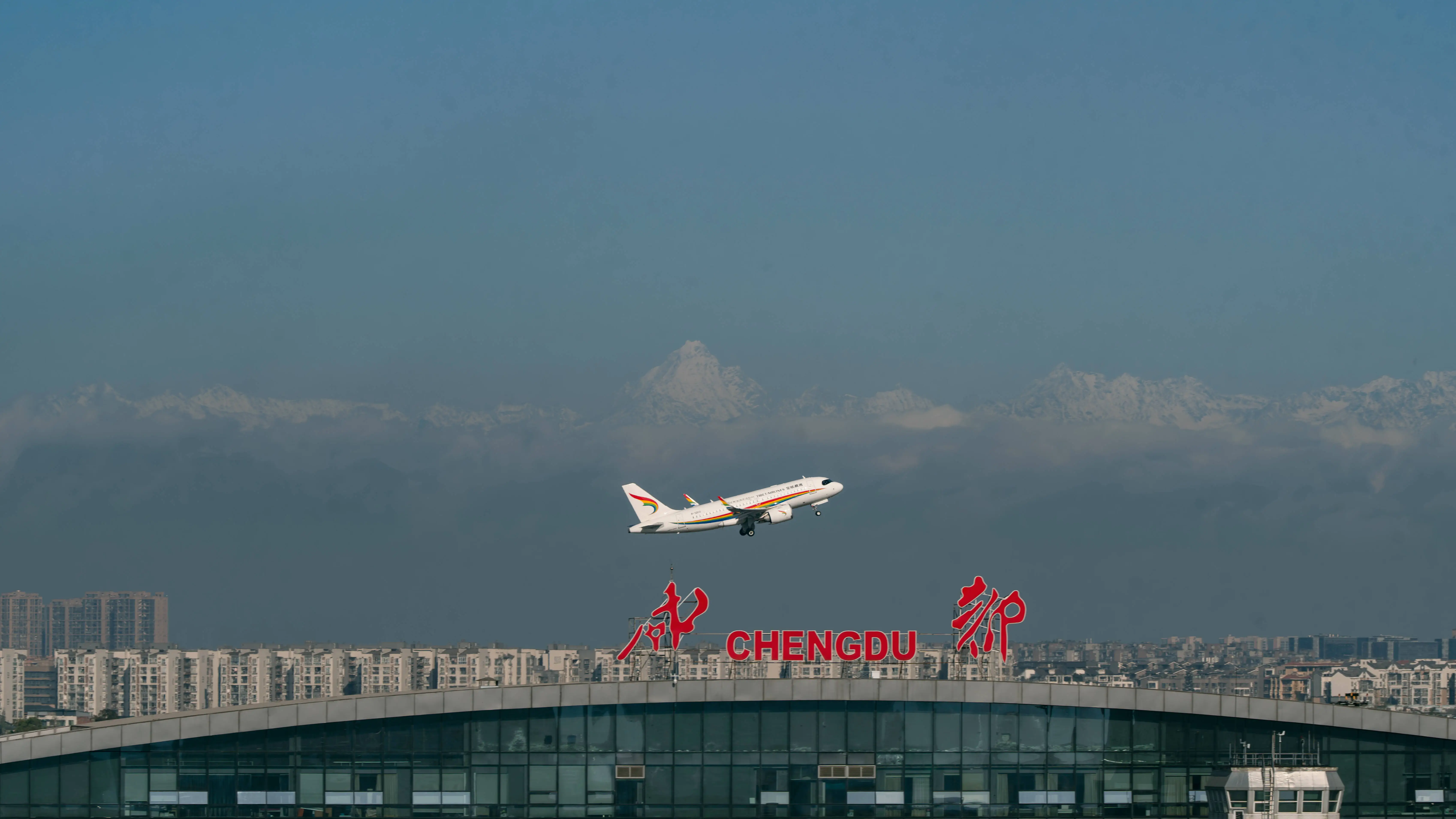 成都双流国际机场年旅客吞吐量突破8000万,跻身全球航空大都市二十强 第5张 成都双流国际机场年旅客吞吐量突破8000万,跻身全球航空大都市二十强 第5张