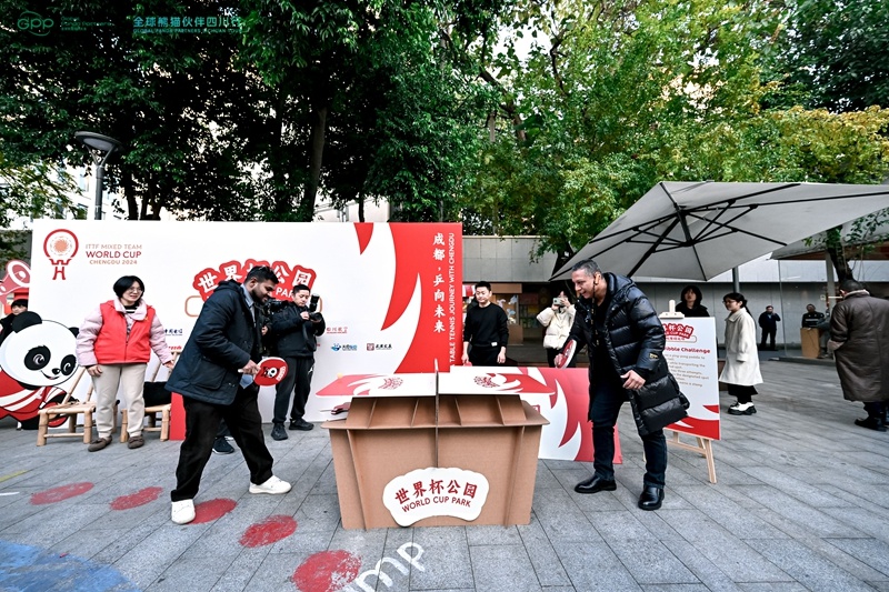 在玉林，音乐与生活交织的悠闲时光：全球熊猫伙伴亲身体验成都的活力与安逸  第3张