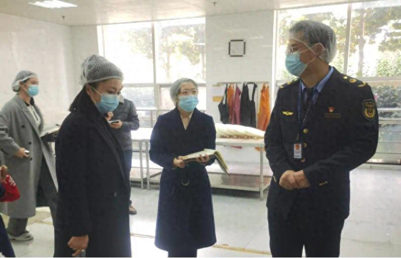 揭秘网红餐厅背后的秘密：16个问题曝光，2起违规立案调查  第1张