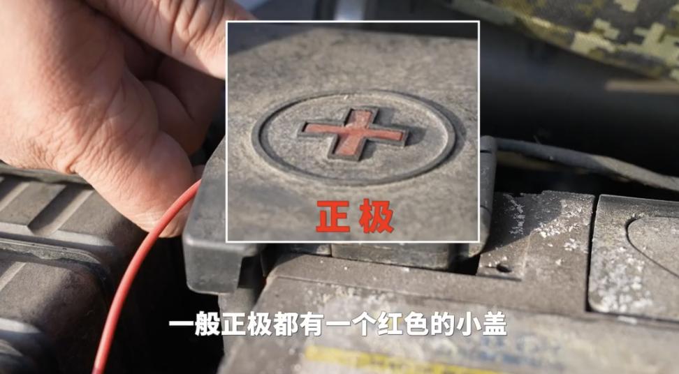 鹤岗暴雪后市民挖车如开盲盒，49厘米积雪深度刷新纪录，清雪大军出动1.52万人次  第3张