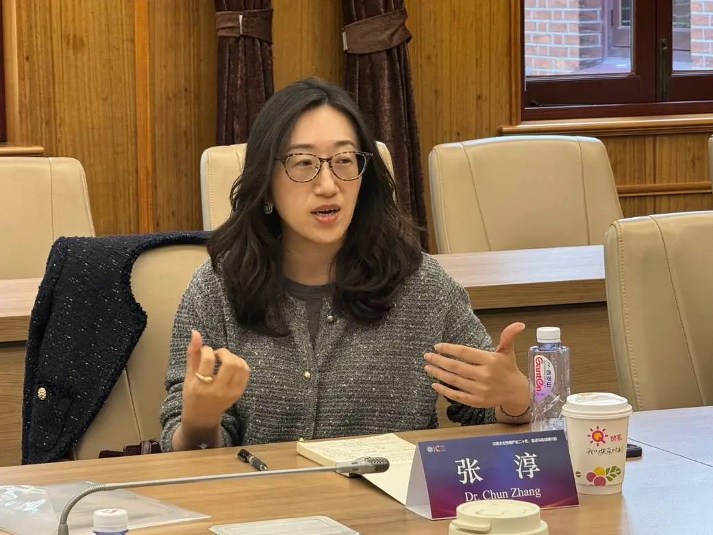 2024中国文化创意产业二十年：数字技术与新经济模式下的转型与创新研讨会盛大举行  第5张