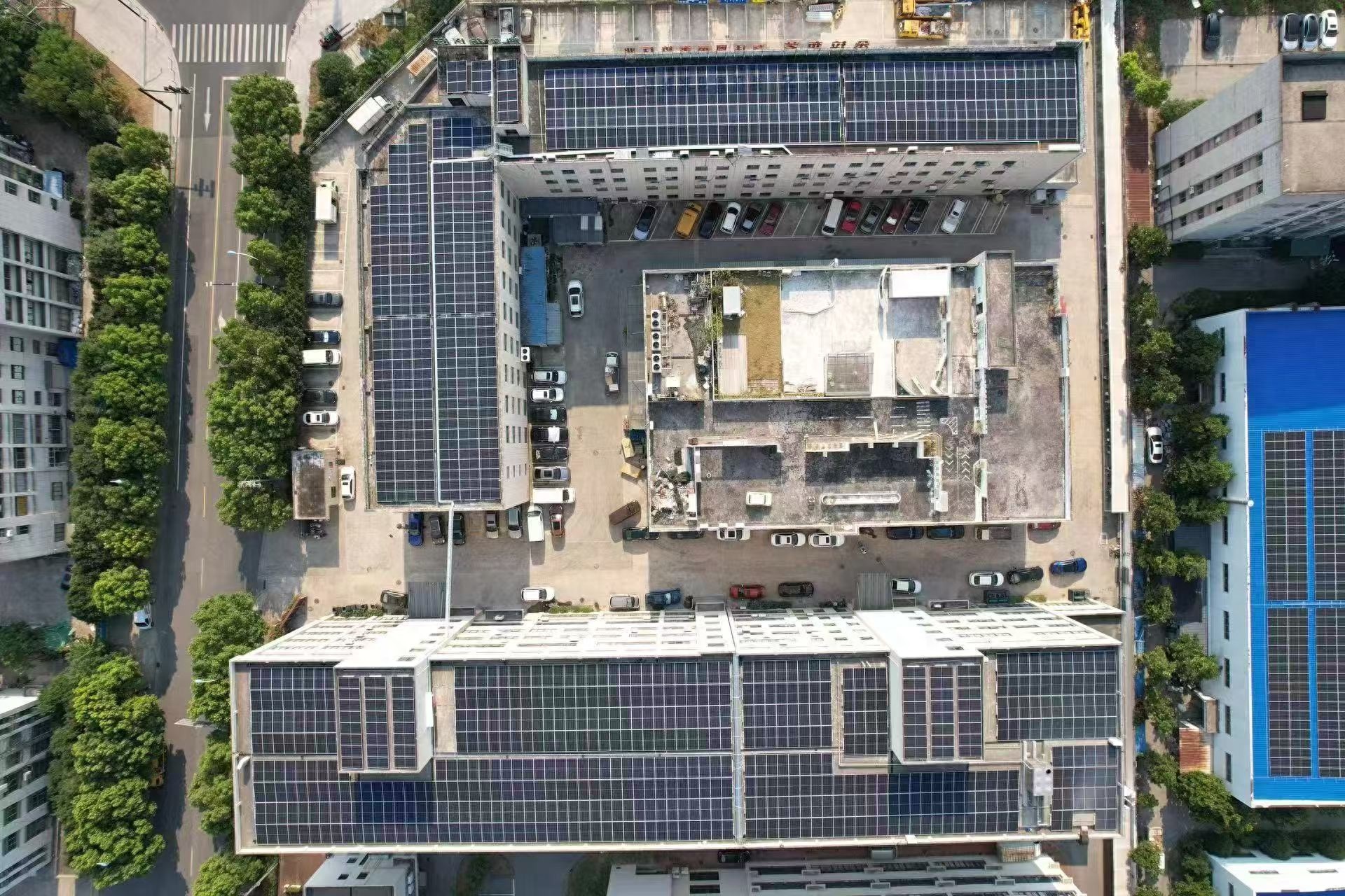 兴业银行湖州分行首笔线上光伏贷款落地，1000万元助力绿色能源，节能减排效应显著  第1张