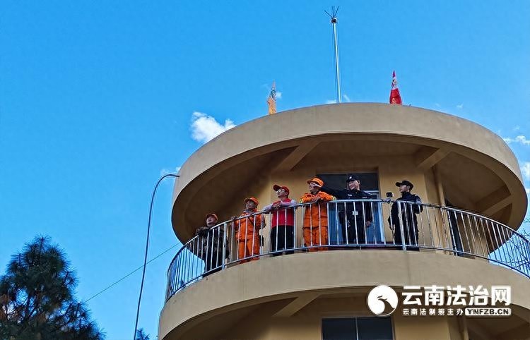 惊！贡山丙中洛林区隐患大，看民警如何防范？