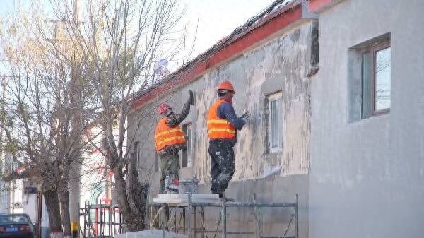 东营区农村房屋保温项目收尾，村民将迎来温暖冬天，温度提升3-5度