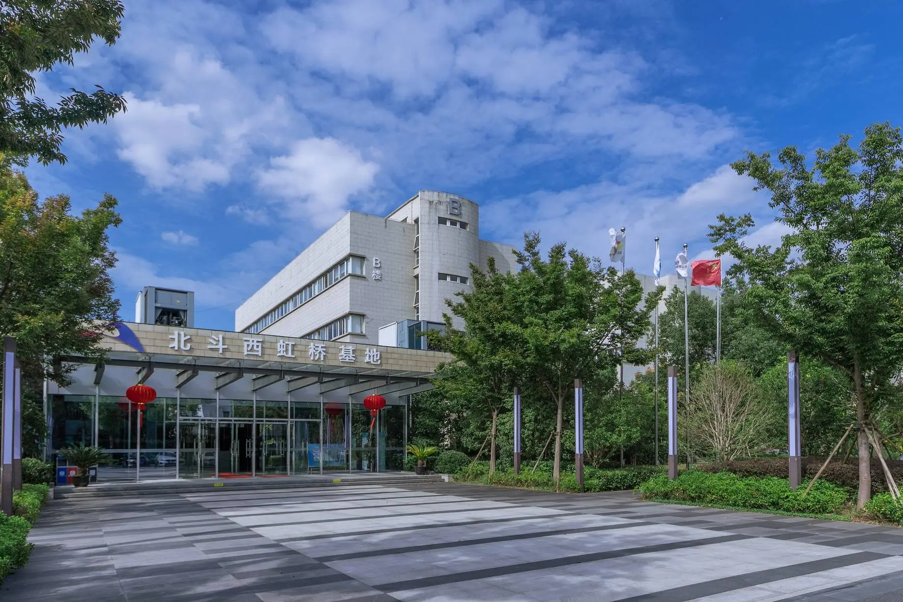 青浦区工业产值飙升，低空经济布局引领未来发展