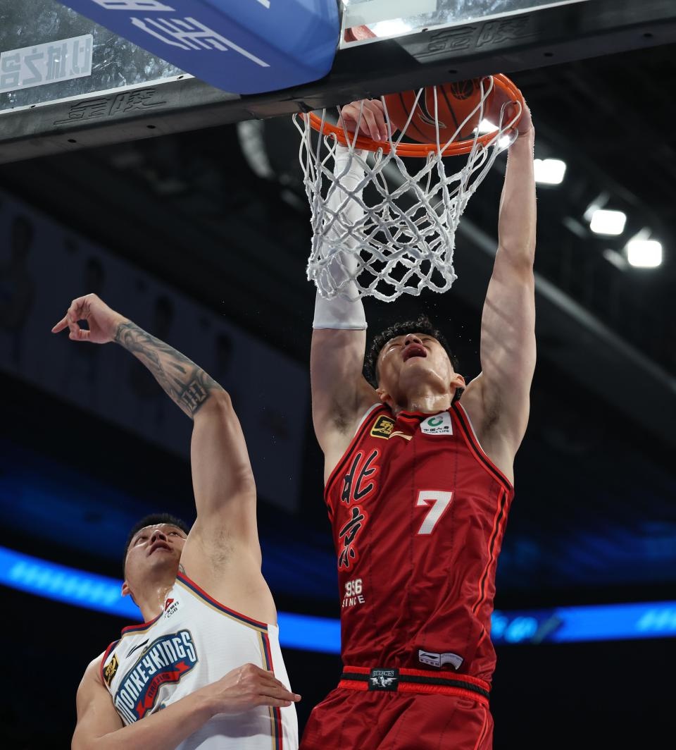 惊险绝杀!北京北汽队110比109险胜南京头排苏酒队,CBA常规赛第23轮精彩瞬间回顾 第11张 惊险绝杀!北京北汽队110比109险胜南京头排苏酒队,CBA常规赛第23轮精彩瞬间回顾 第11张