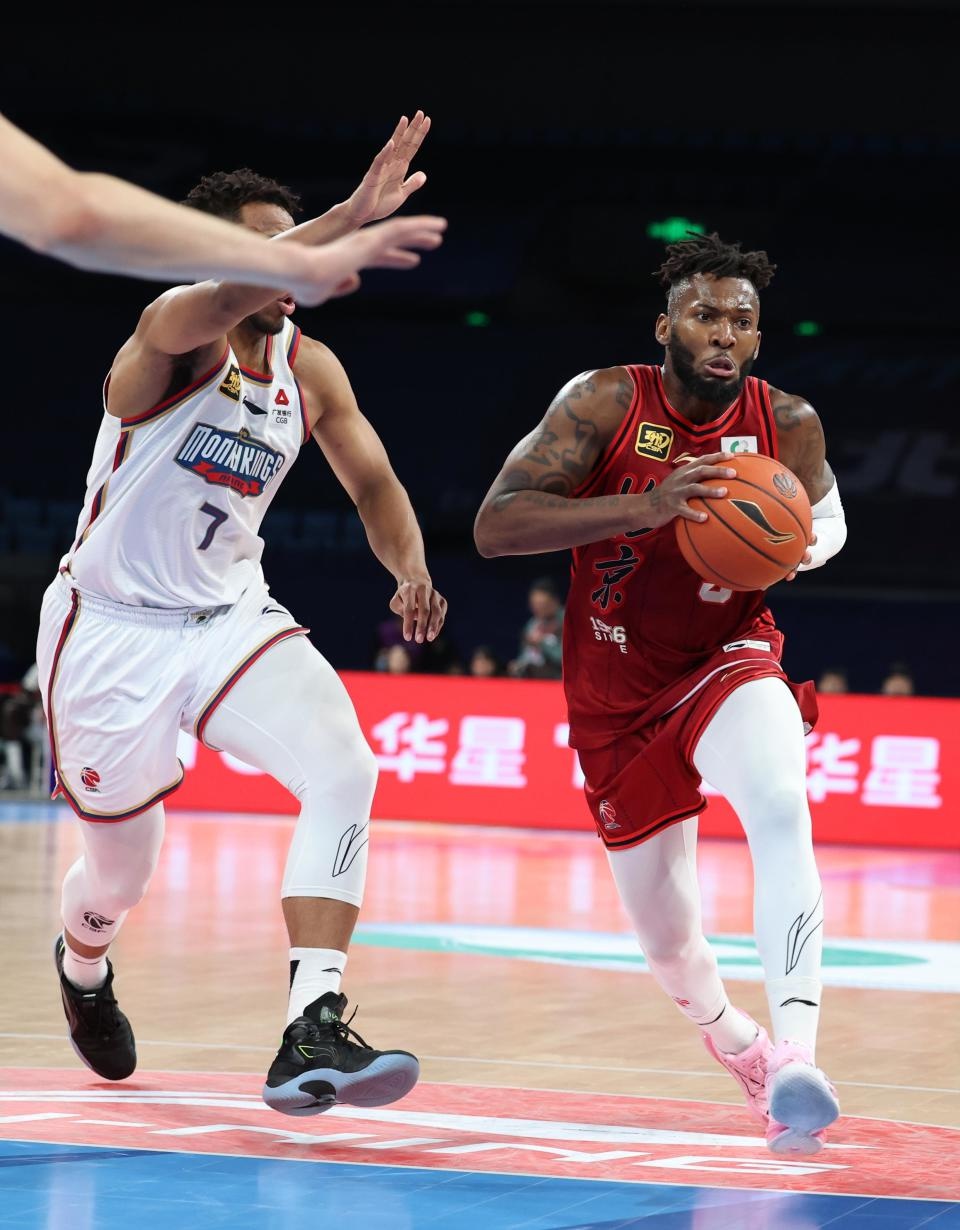 惊险绝杀!北京北汽队110比109险胜南京头排苏酒队,CBA常规赛第23轮精彩瞬间回顾 第6张 惊险绝杀!北京北汽队110比109险胜南京头排苏酒队,CBA常规赛第23轮精彩瞬间回顾 第6张