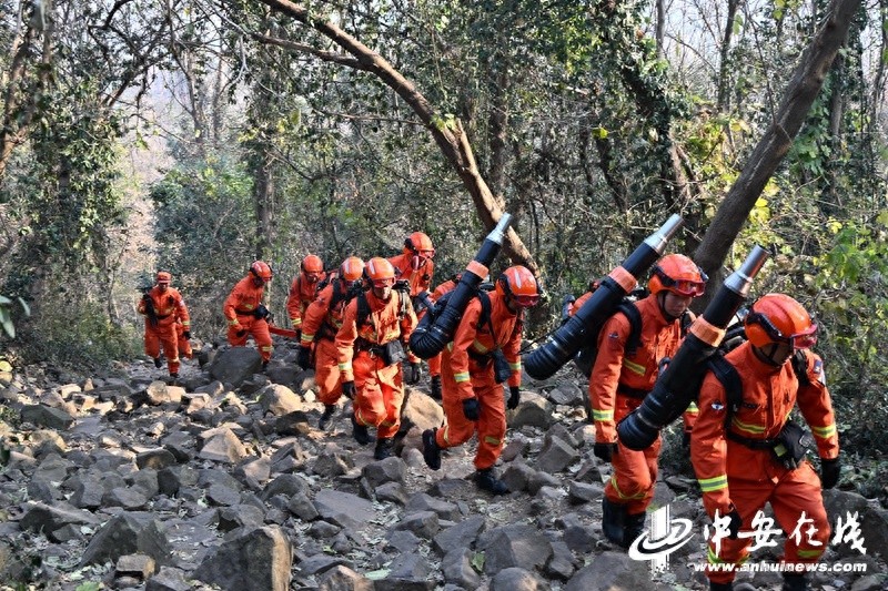 安徽冬季防火专项行动：11支队伍200人次守护绿水青山，文明祭祀旅游更安心  第1张