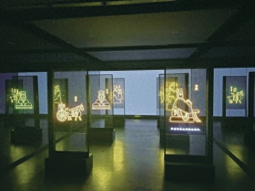 穿越2200年！孝堂山郭氏墓石祠数字化改造，带你亲历中国最早地面建筑  第1张