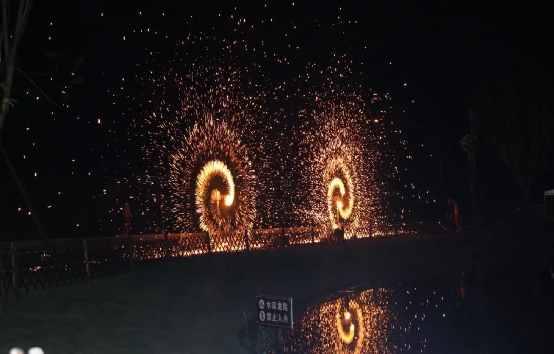 双漩村元旦晚会：冬日暖阳下的乡村幸福画卷，你不可错过的农旅盛宴  第2张
