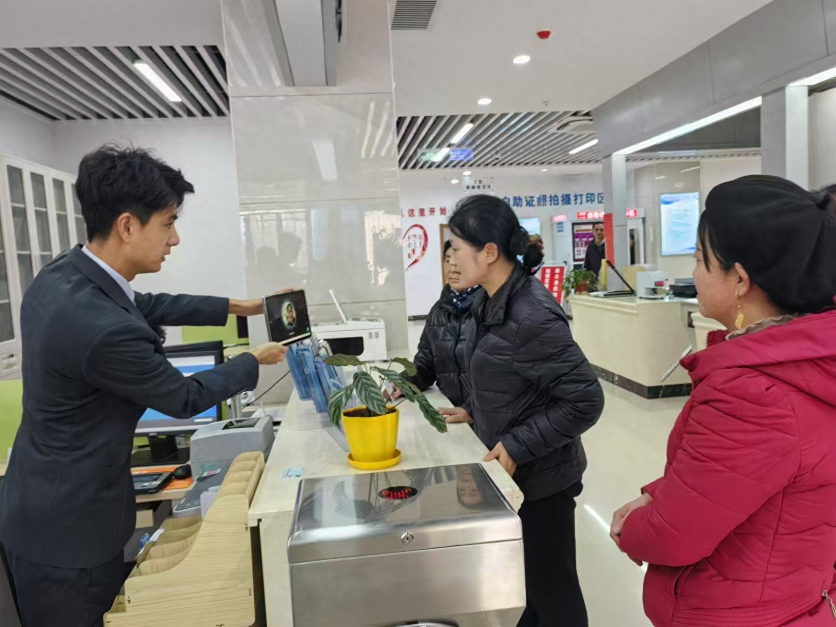 康乐县市场监督管理局：0.5天办企业，12.5万省成本，群众满意度100%的秘诀  第1张