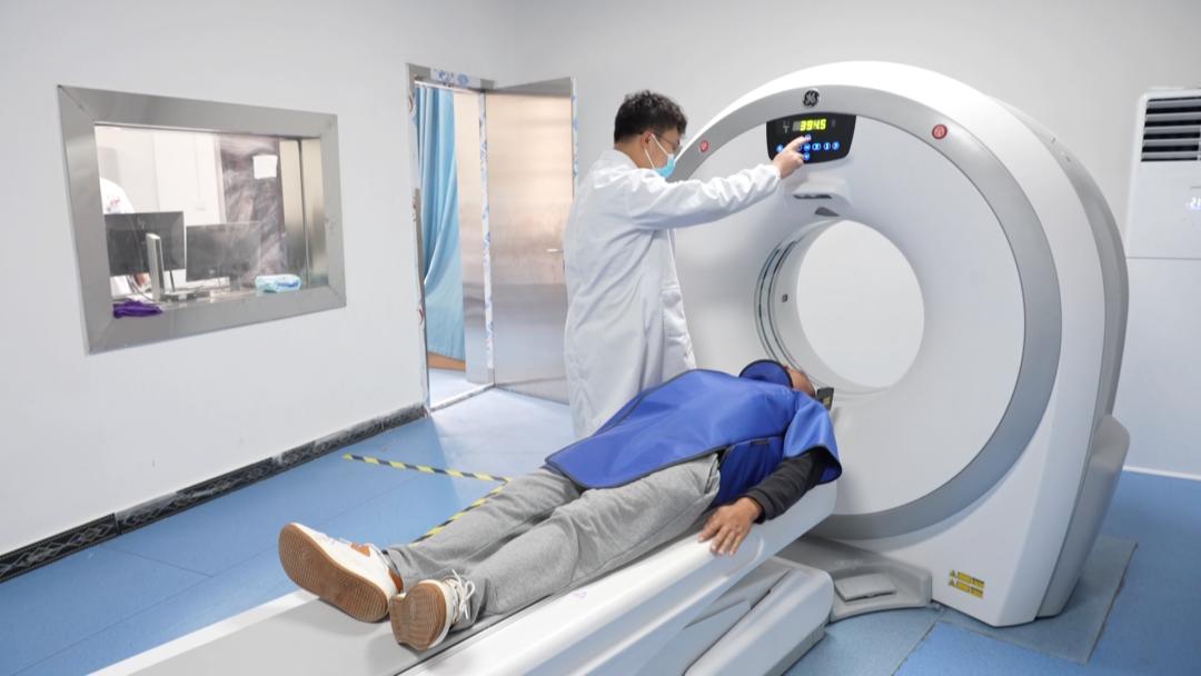 家门口的专家治疗，3天缓解腰椎疼痛，关岭自治县医疗升级带来新希望  第2张